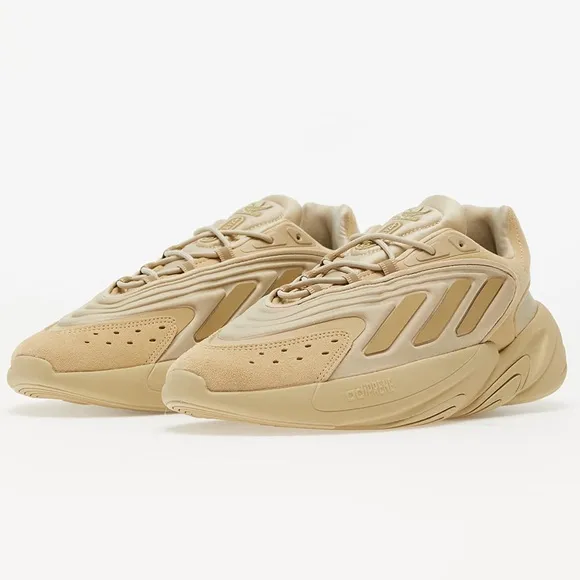 Adidas OZELIA shoes in Savannah Tan Men’s 6 Women’s 7.5