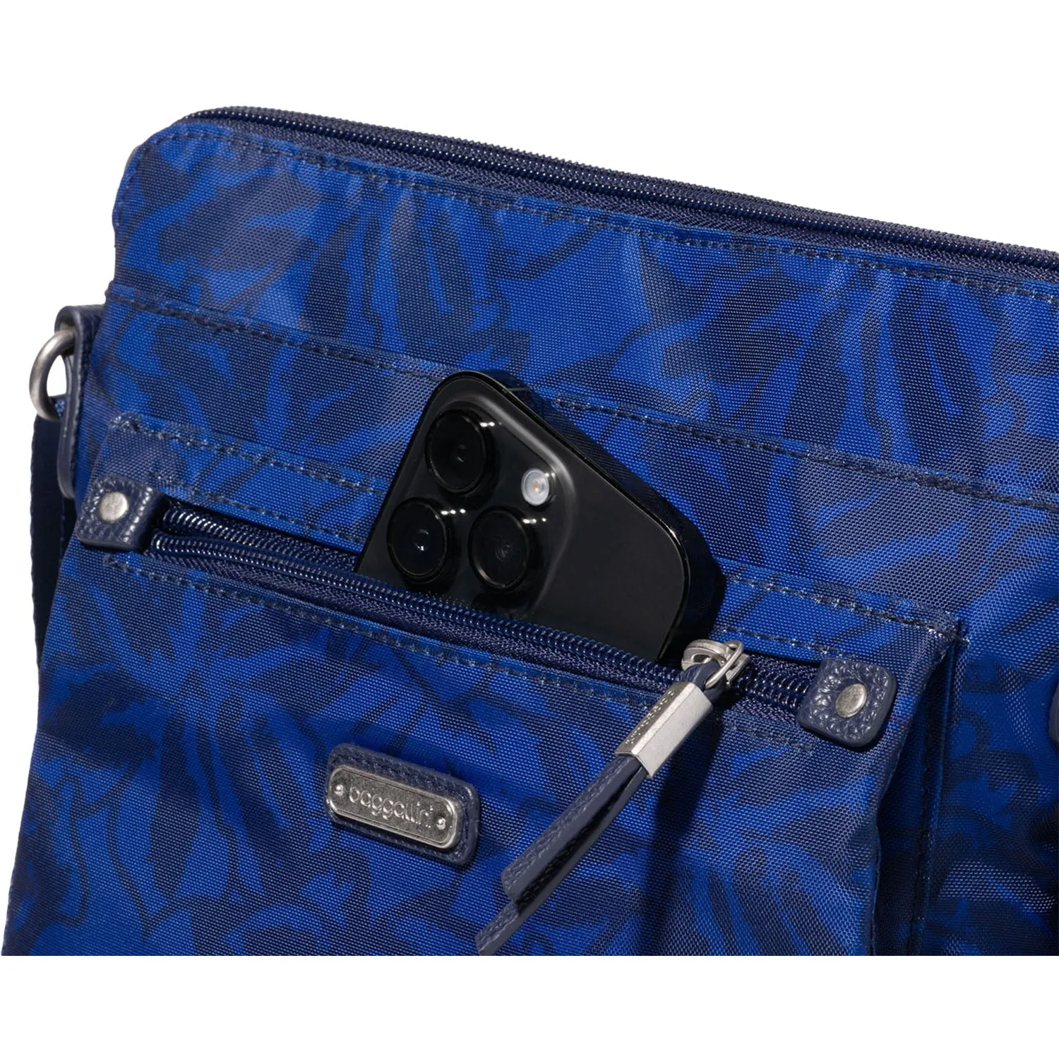 Baggallini Go Bagg with RFID Phone Wristlet Nightfall Floral Nylon