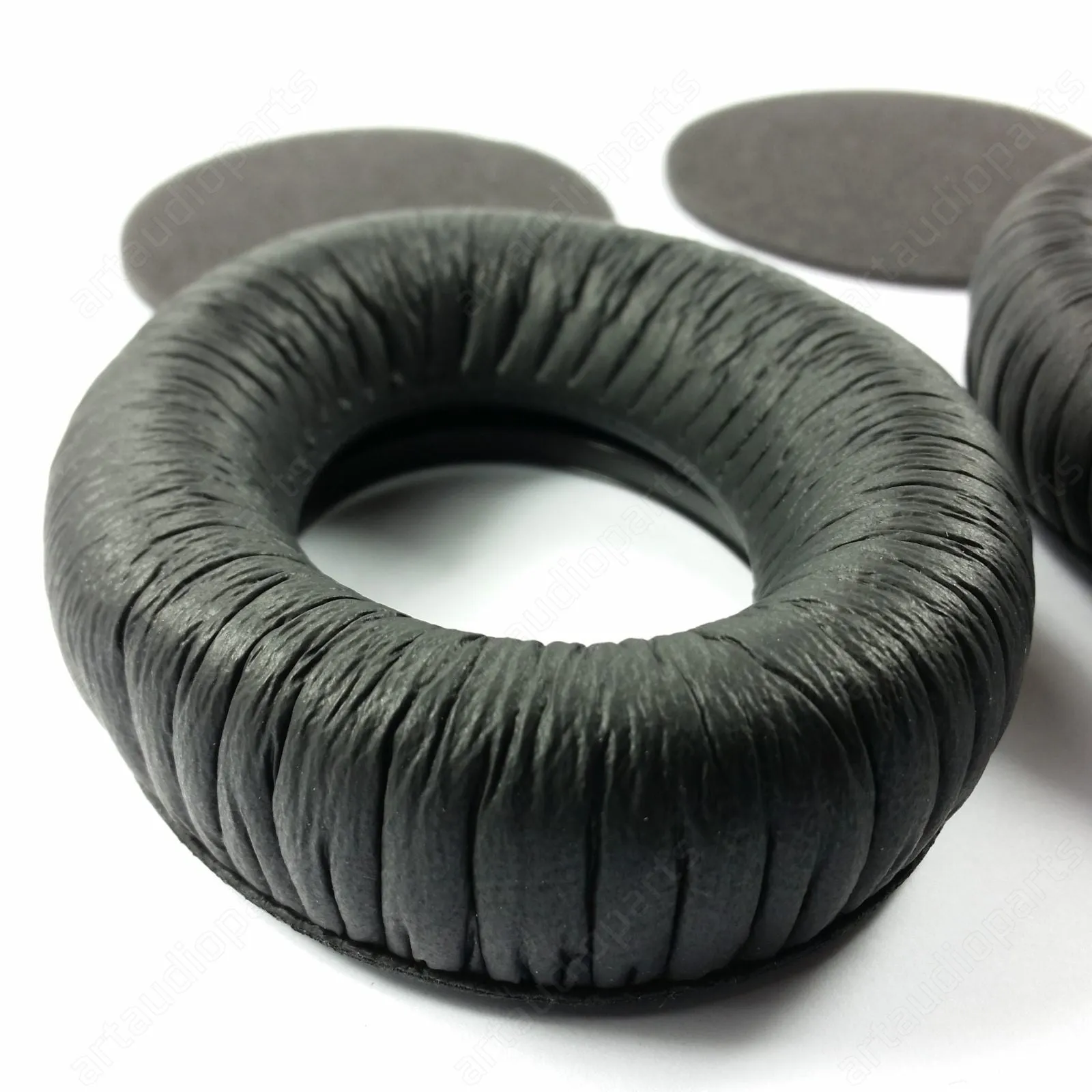 Black leatherette Earpads with foam disc (1 pair) for Sennheiser HD-535 HD-525