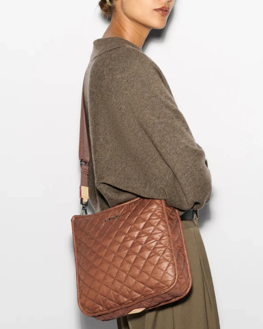 BOX CROSSBODY