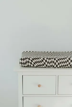 BP B&W wavy Checker changing pad