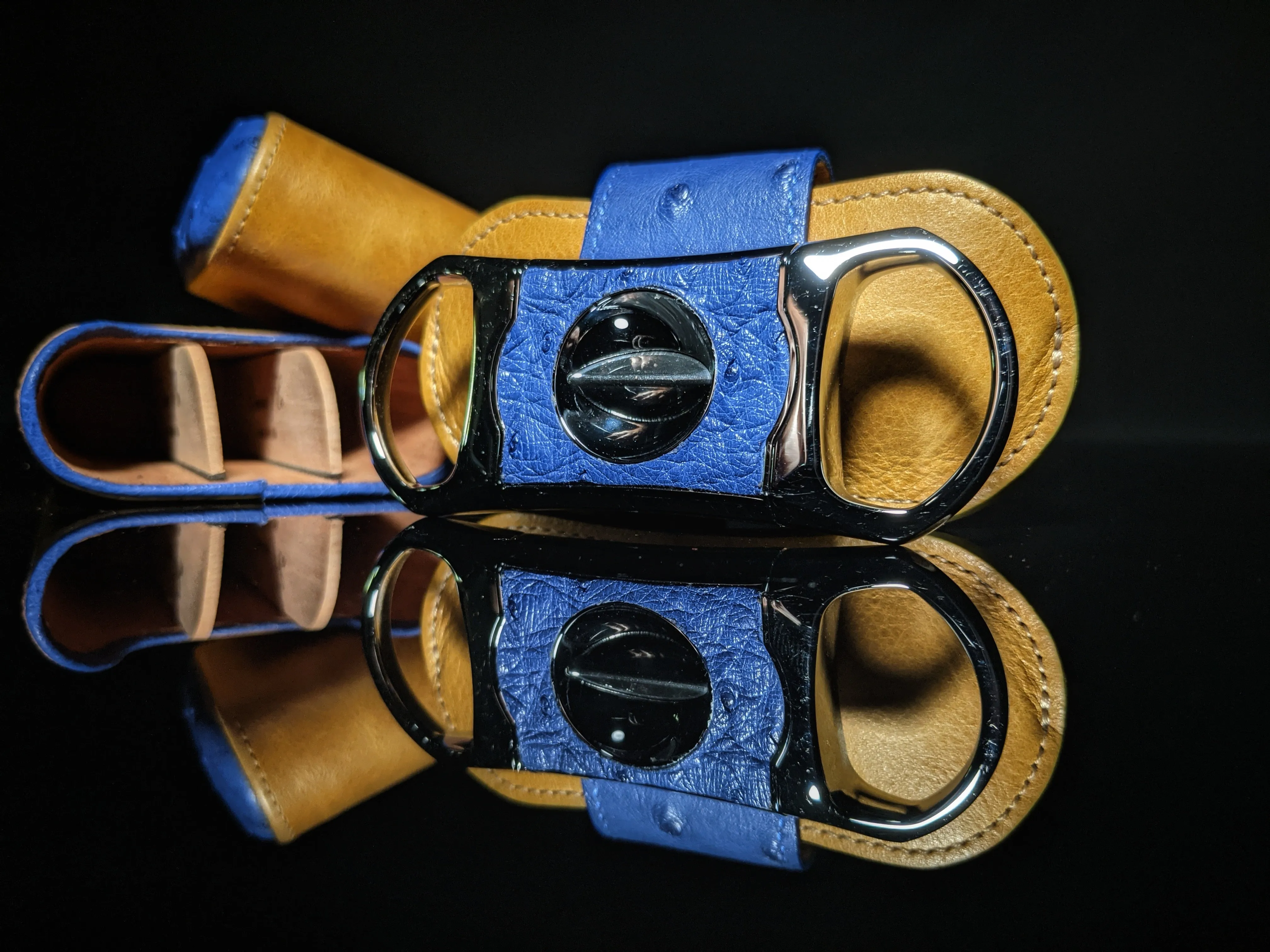 Brizard and Co Blue Ostrich and Camel Color Leather Case and V-Cutter