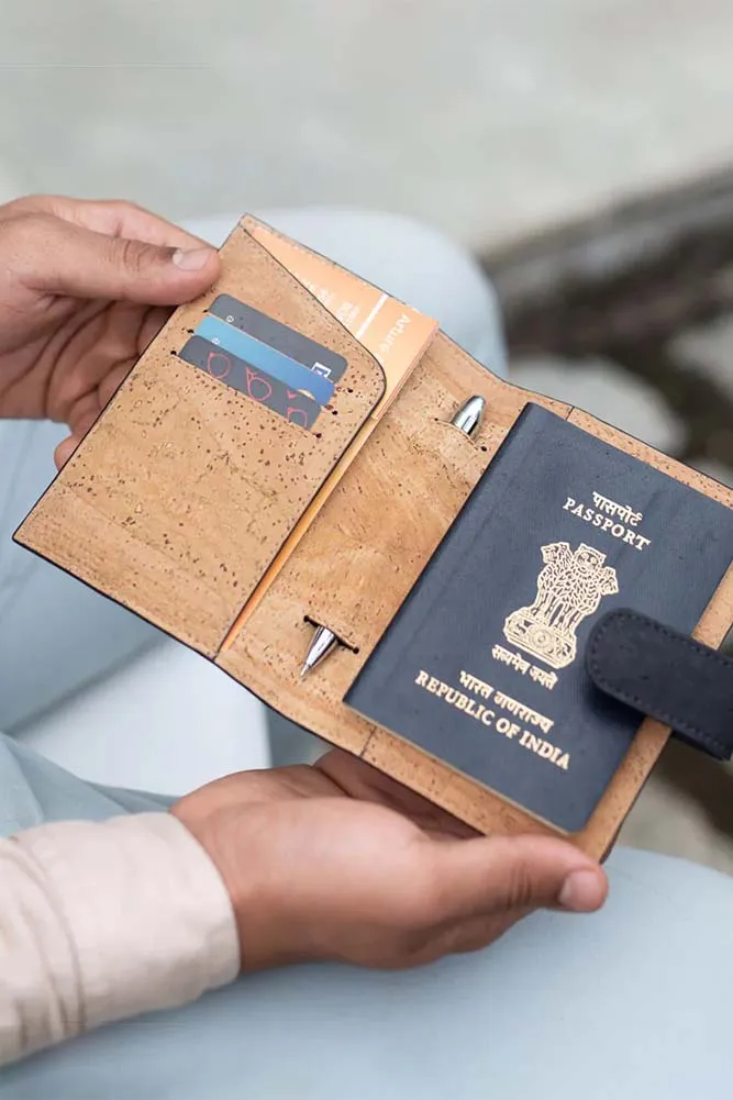 Cedar Passport Sleeve
