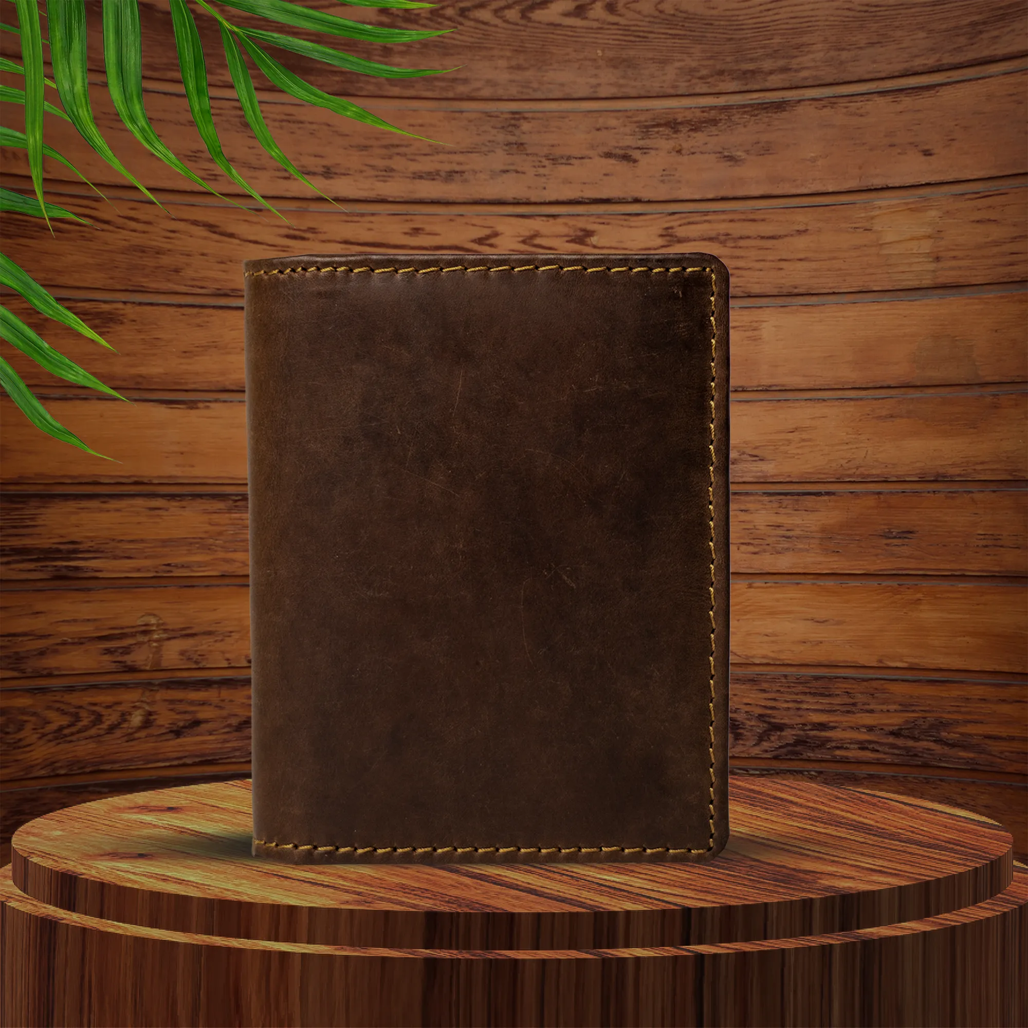 Elegant Crunch Leather Card Holder: RFID Protected Design