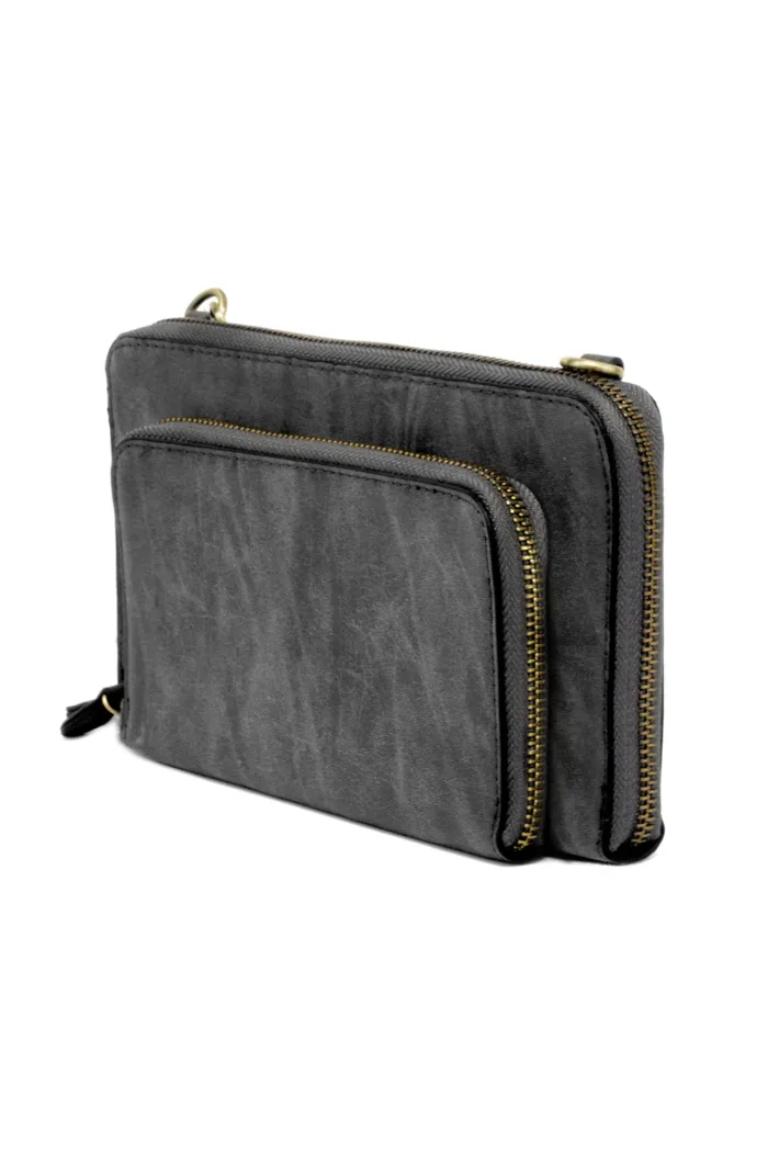 Exterior Zip Wristlet