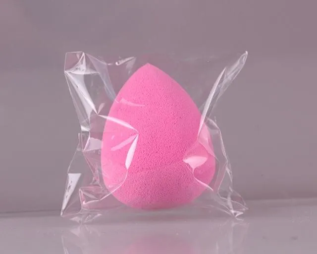 FOUNDATION SPONGES FOR FLAWLESS MAKE UP