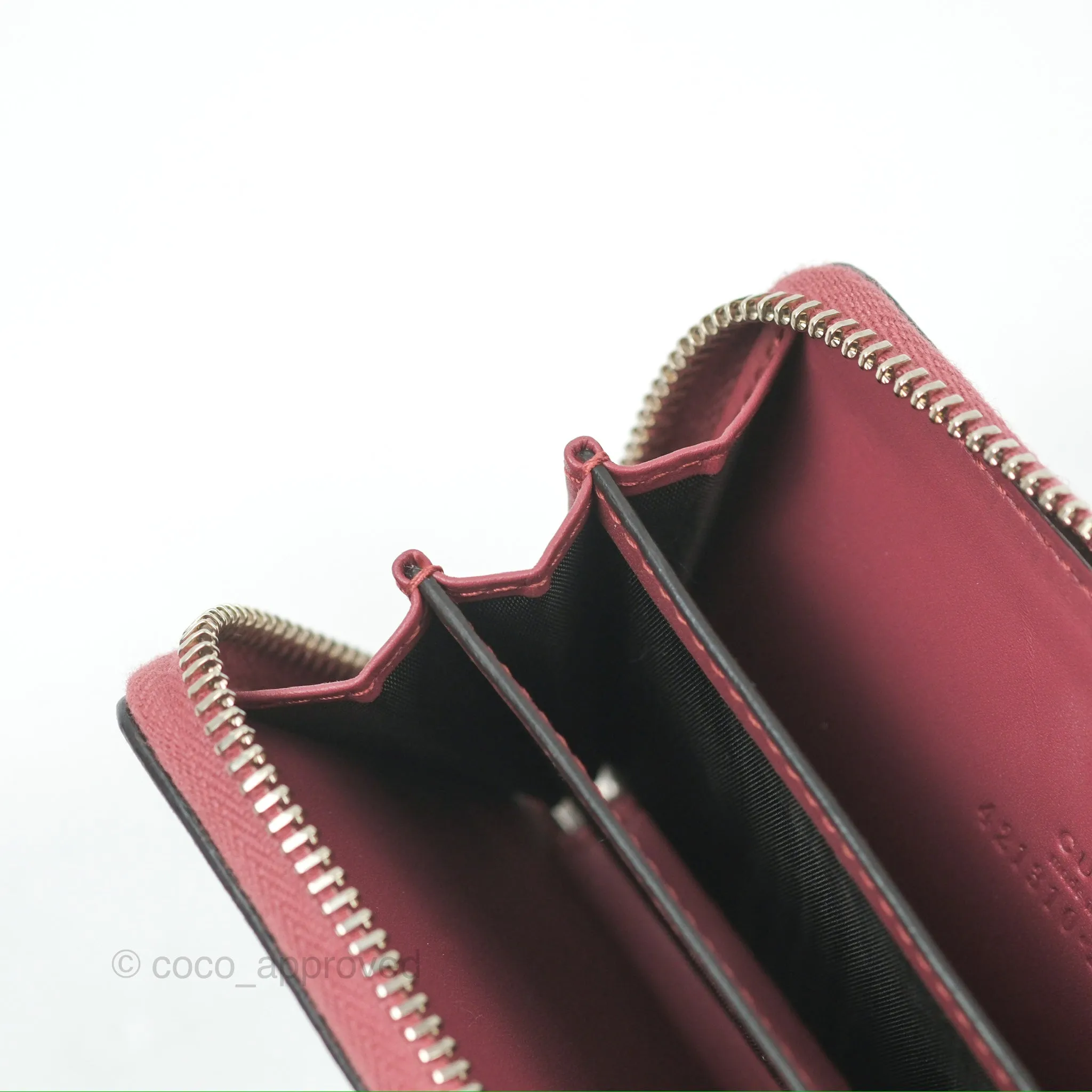 Gucci GG Supreme Blooms Zip Around Card Case Wallet