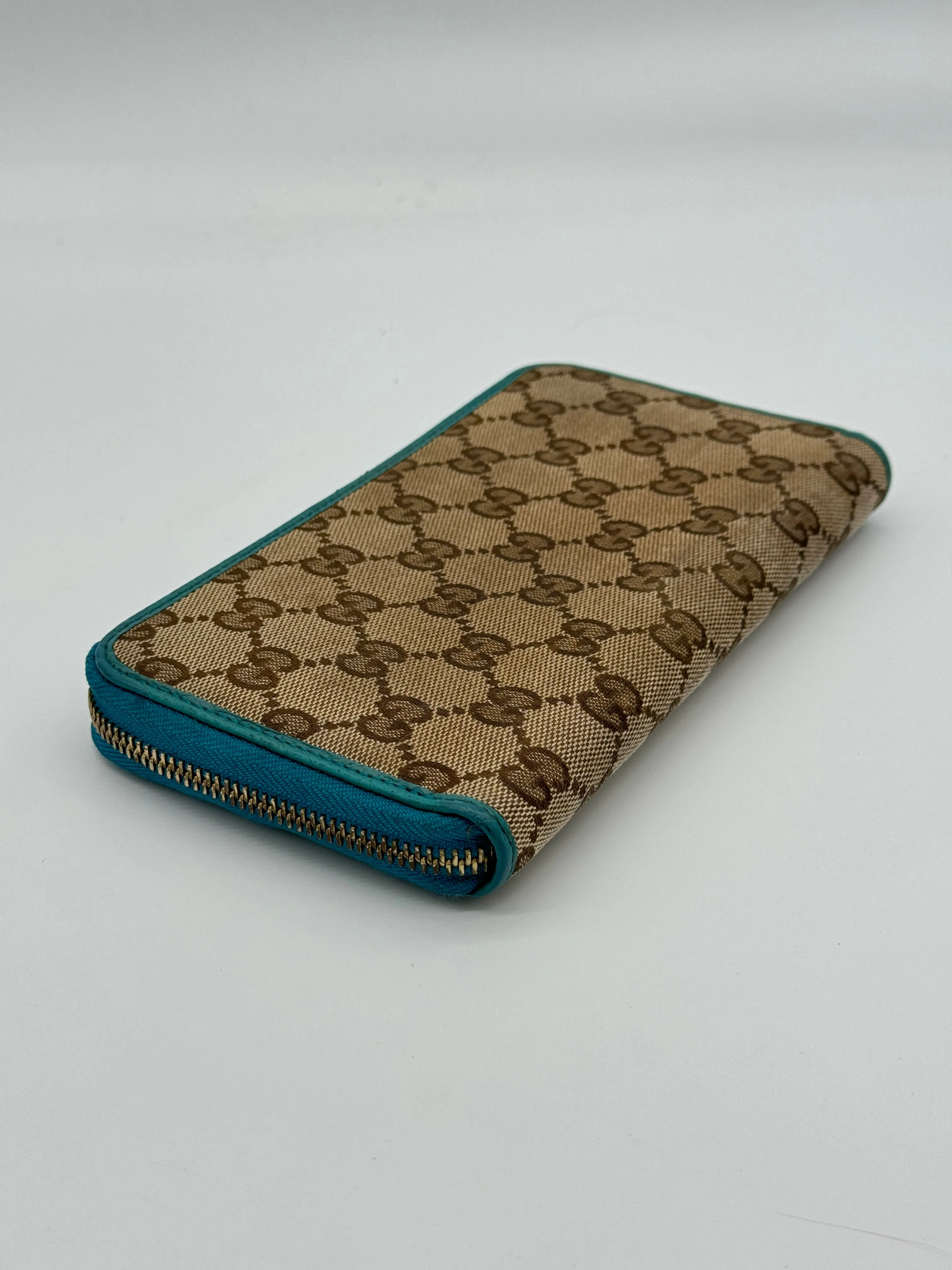Gucci Zip Around Wallet