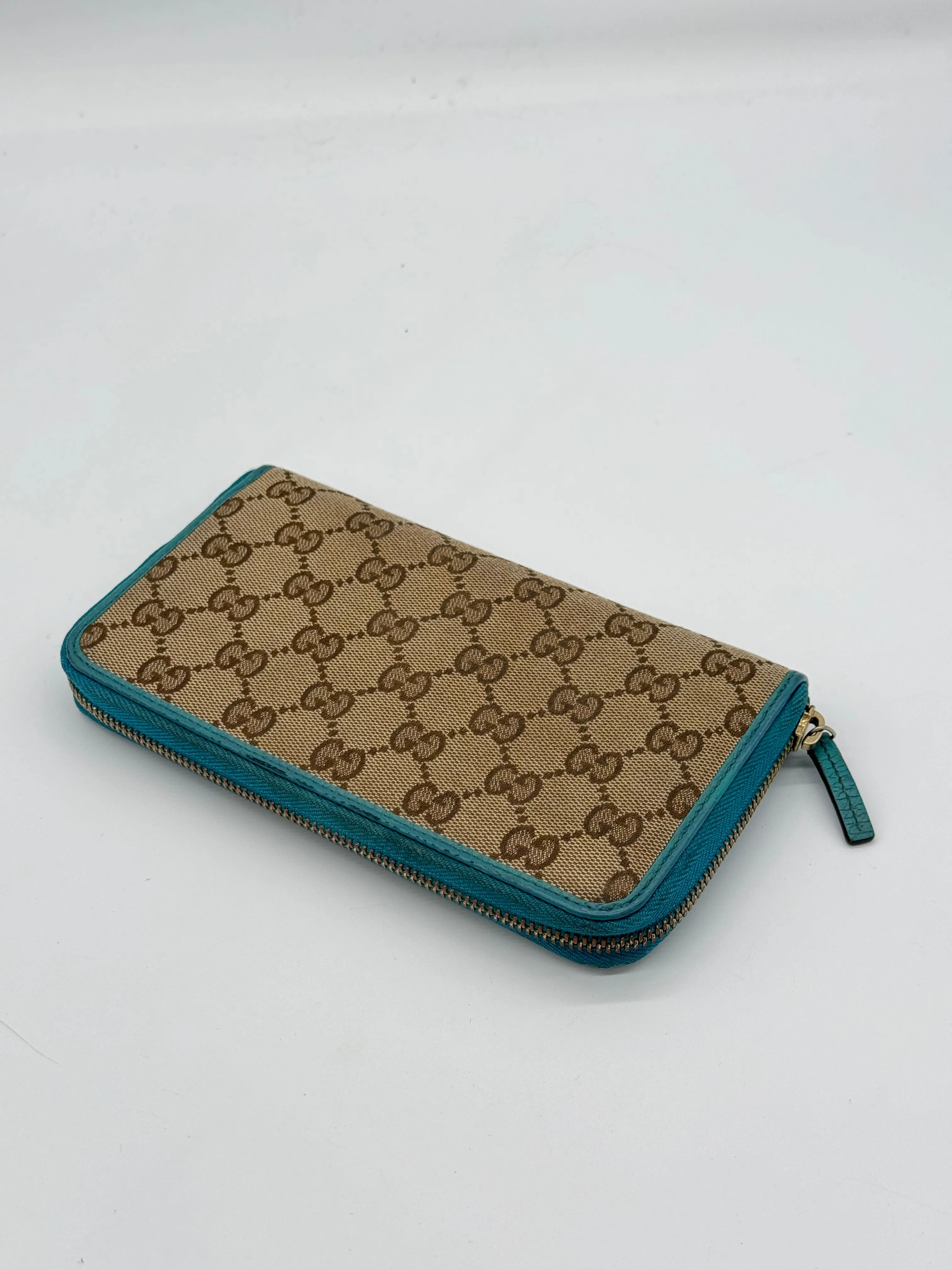 Gucci Zip Around Wallet
