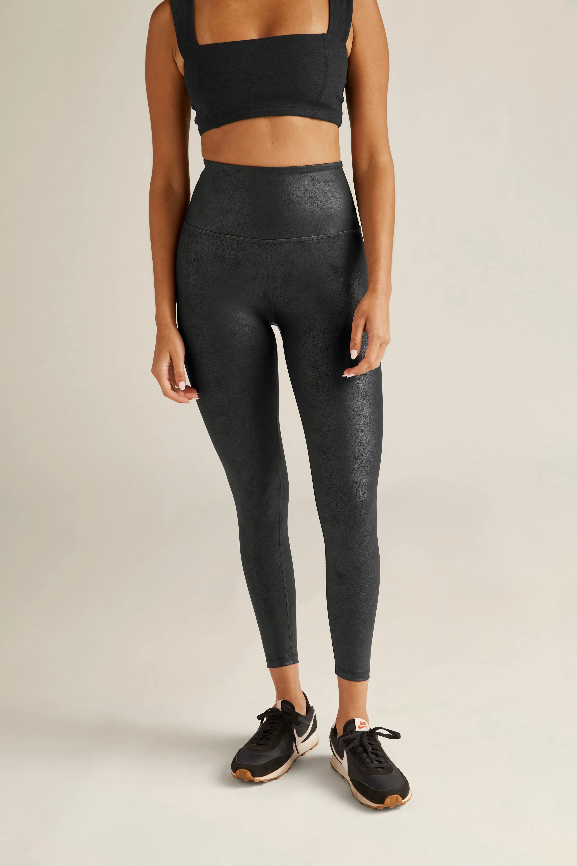 Leatherette HW Midi Legging