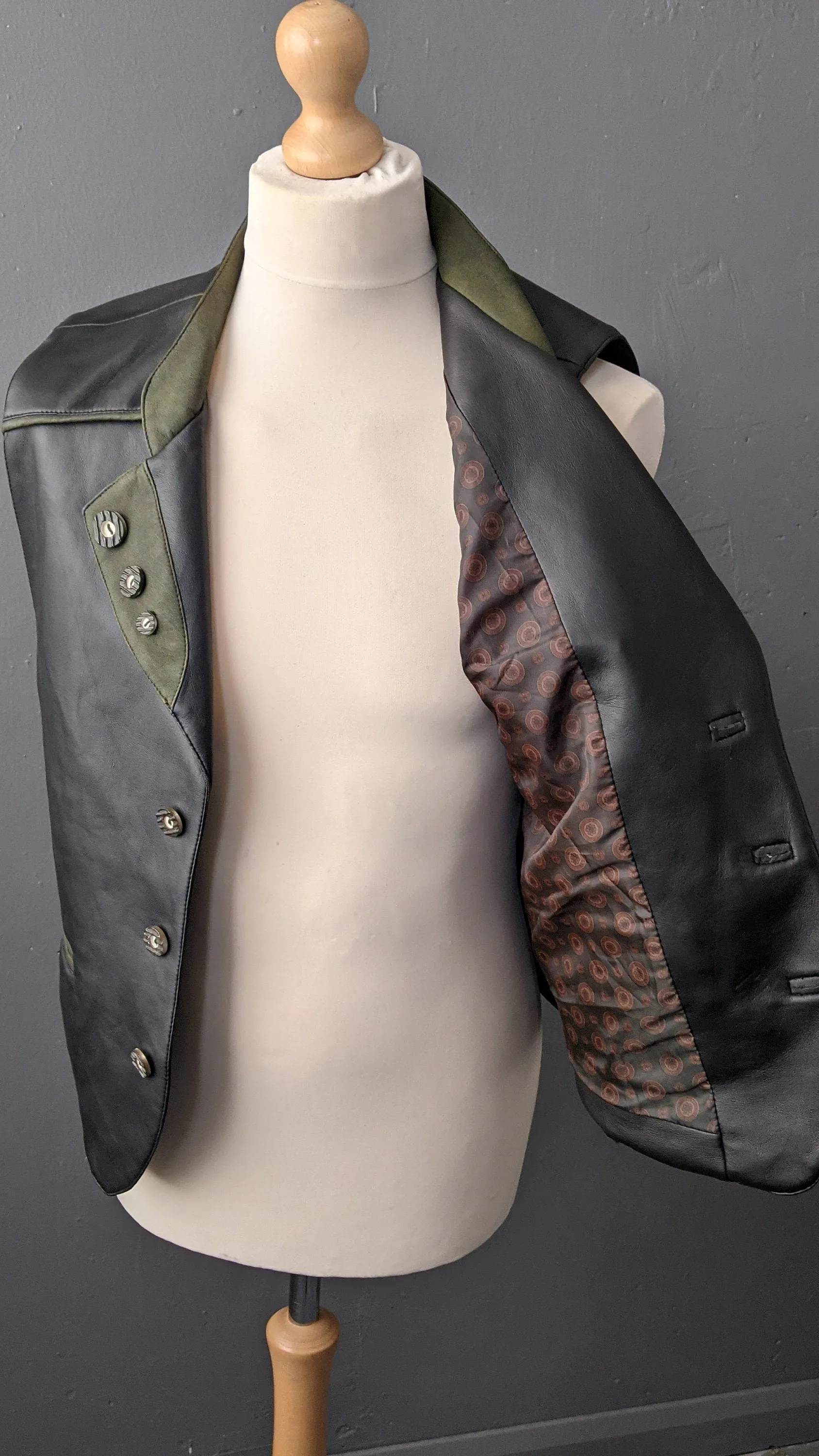 Mens Trachten Leatherette Vest, Vintage Oktoberfest Waistcoat, 42 Chest Size Medium