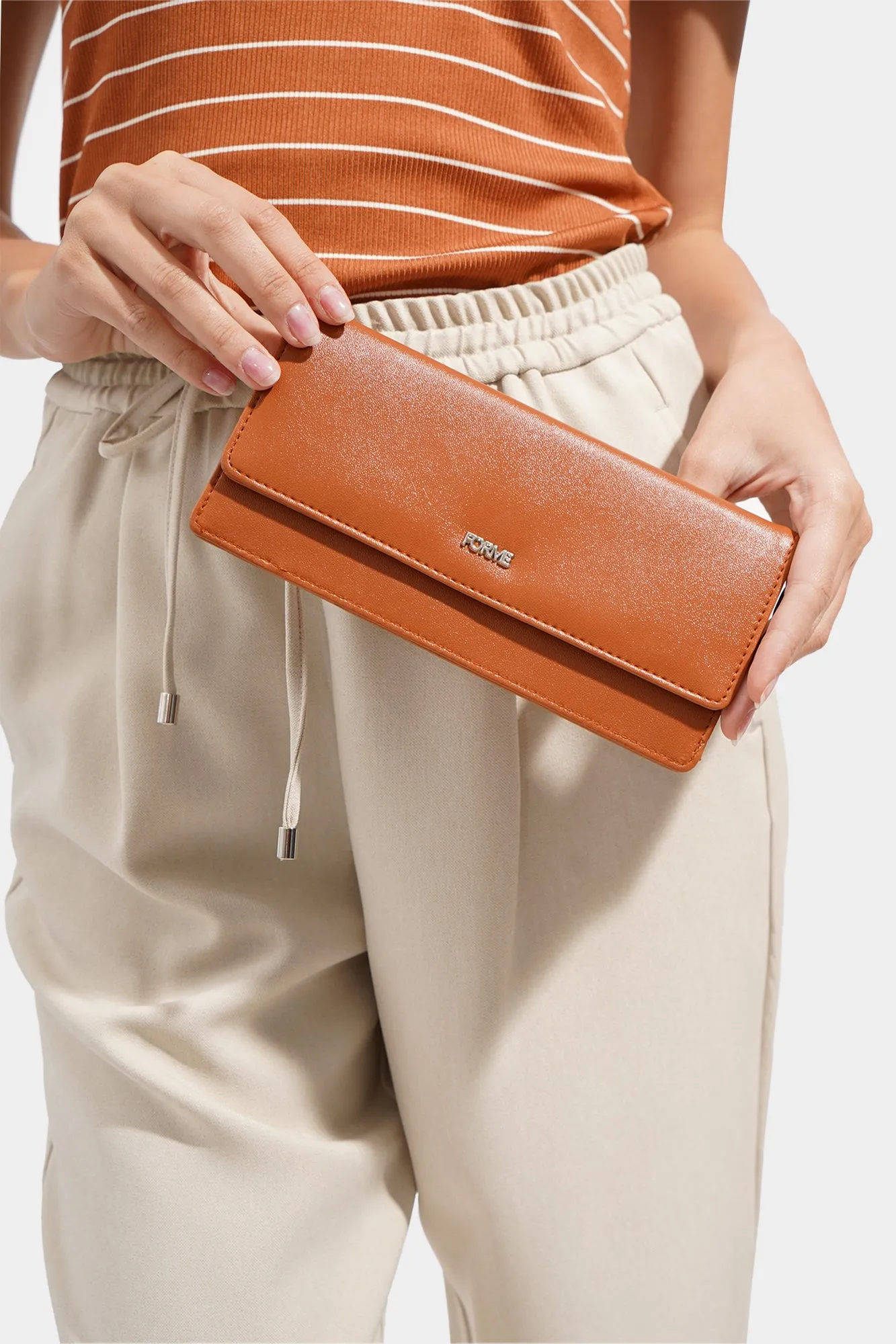 Multislot Long Wallet