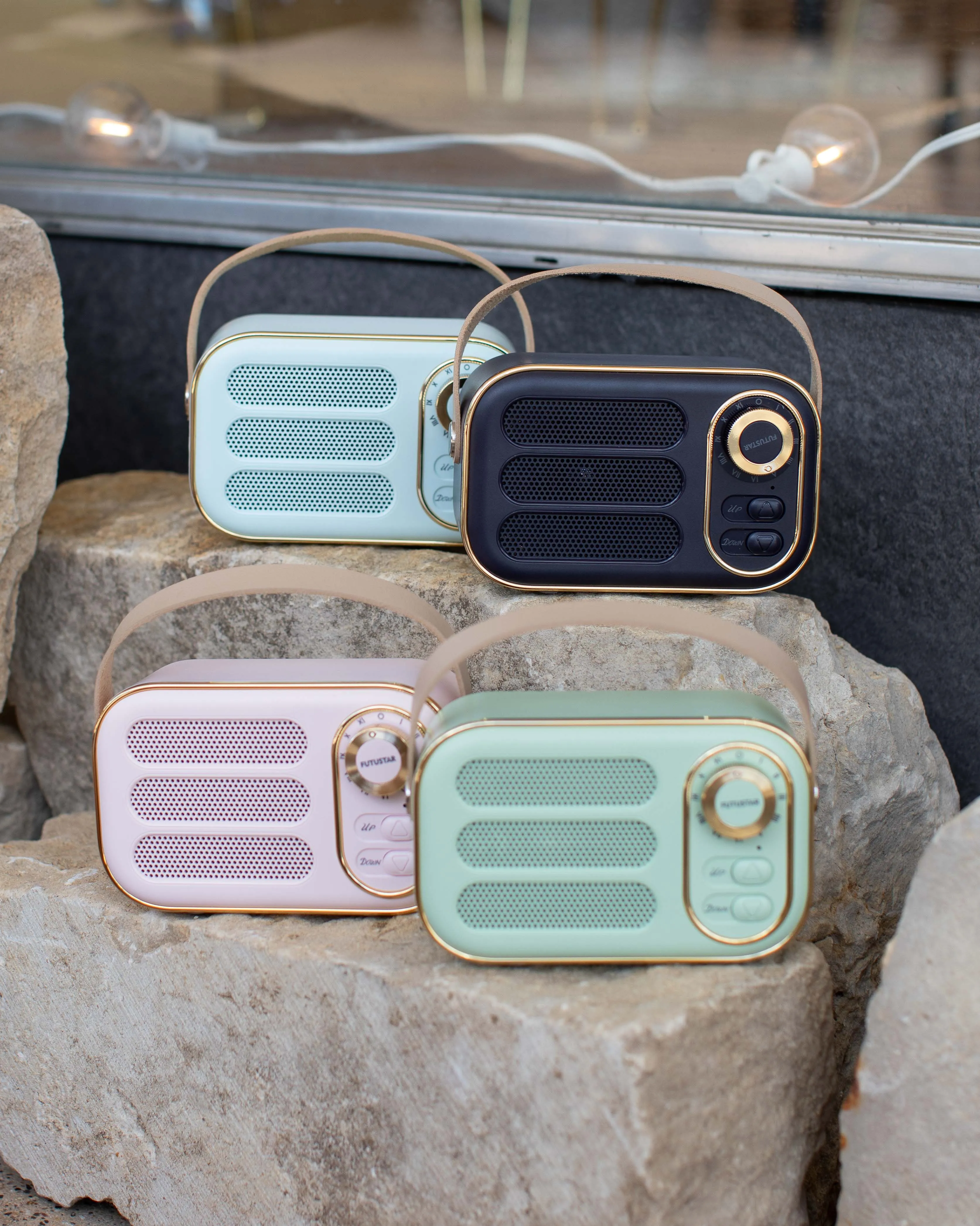 RETRO RADIO BLUETOOTH SPEAKER - 2 COLORS