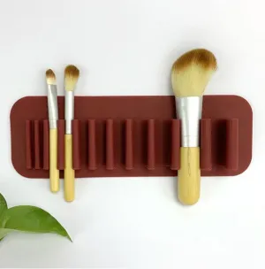 Silicone cosmetic brush