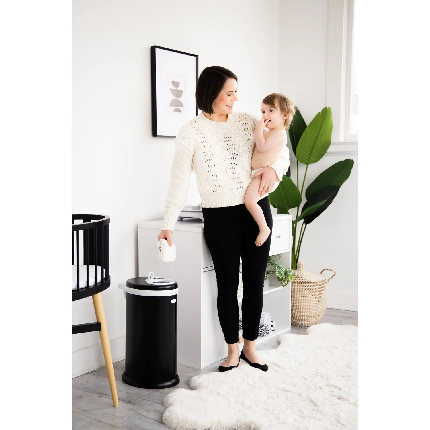 Ubbi Nappy Pail - Matte Black