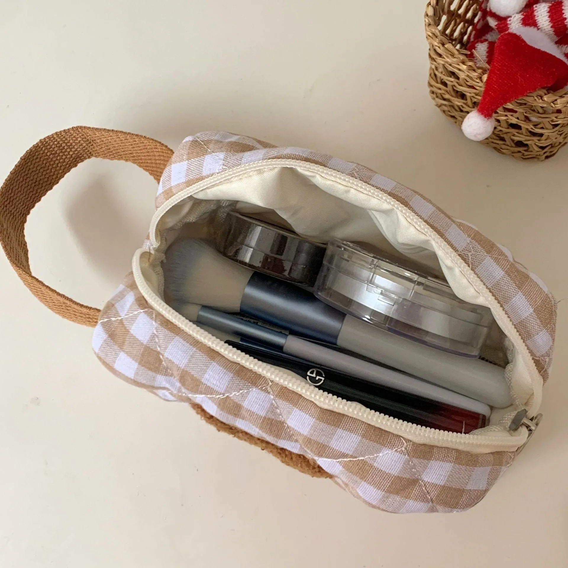 Women's Curly Patch Bear Cute Niche Storage Cosmetic Bags
