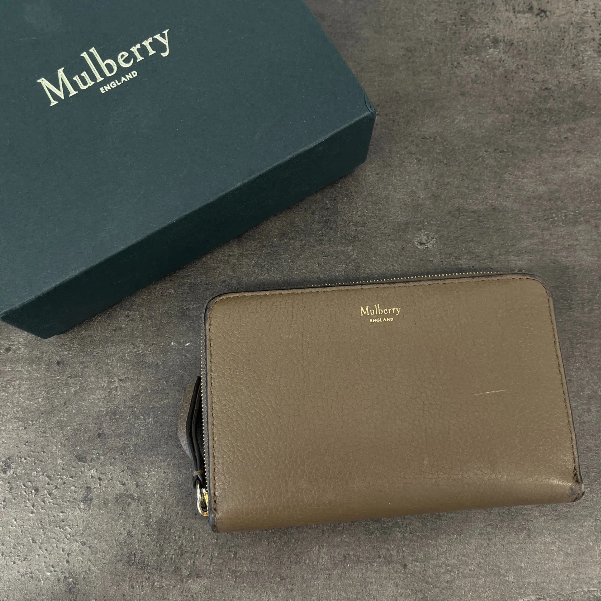 Women's Zip Around Purse Beige