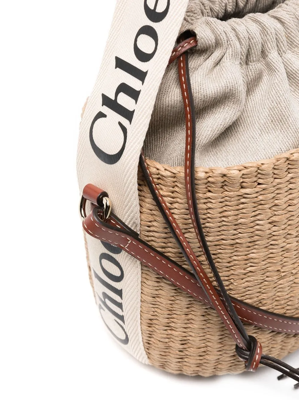 Woody straw small bucket bag